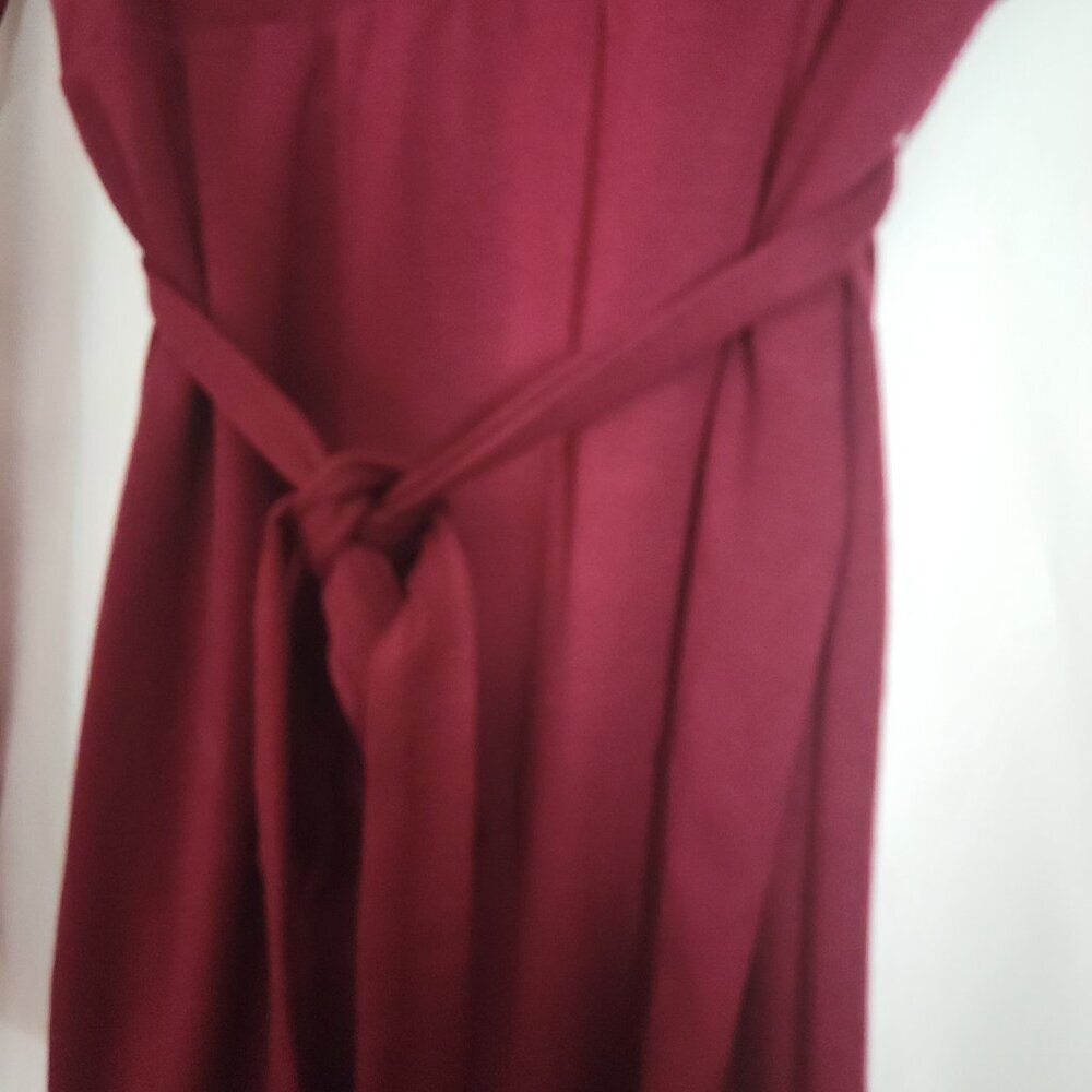 Oh Baby! Motherhood Top Medium maternity stretch embellished tie cranberry wine - Picture 6 of 10